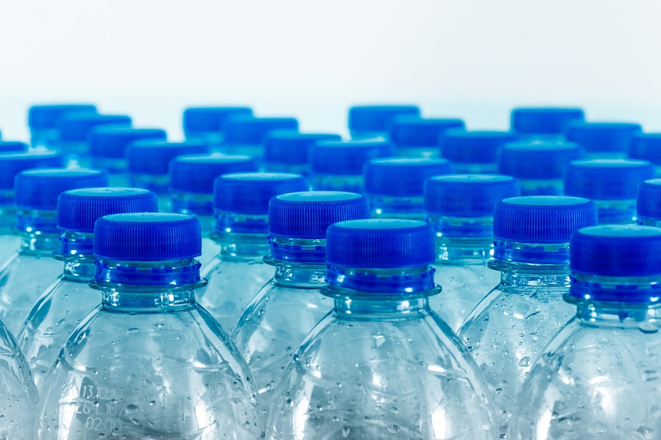 bottles-4276208_960_720 bottles-4276208_960_720